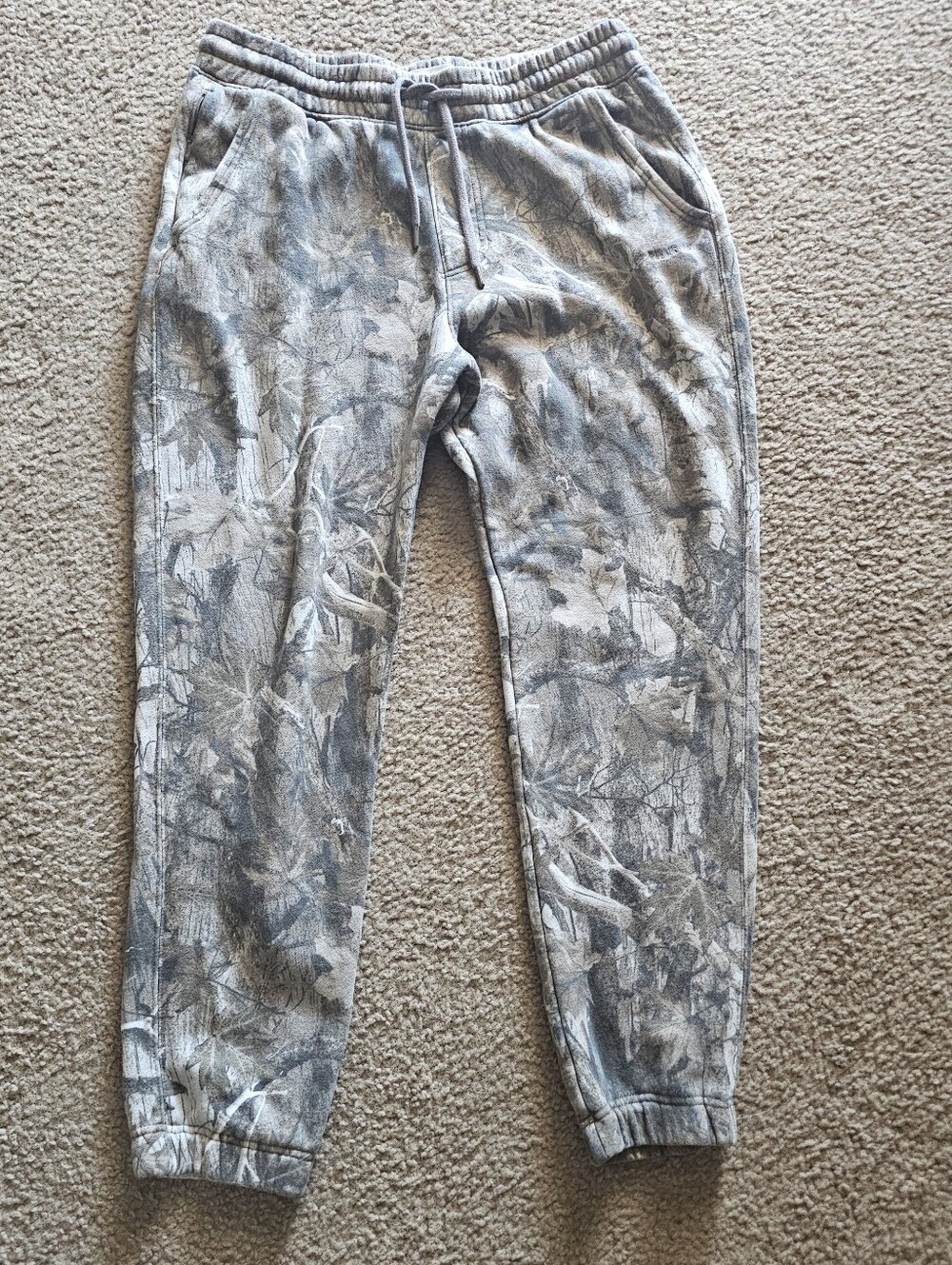 Hollister Relaxed Fit Jogger Mens Large Green Camo Leaf Print Fleece Sweatpants